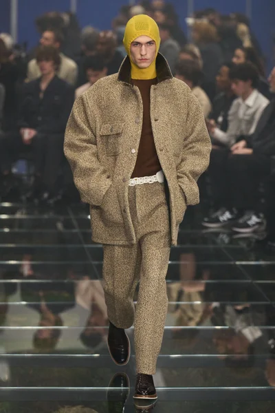 Look 31